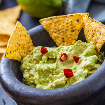 Nachos mexicanos con guacamole